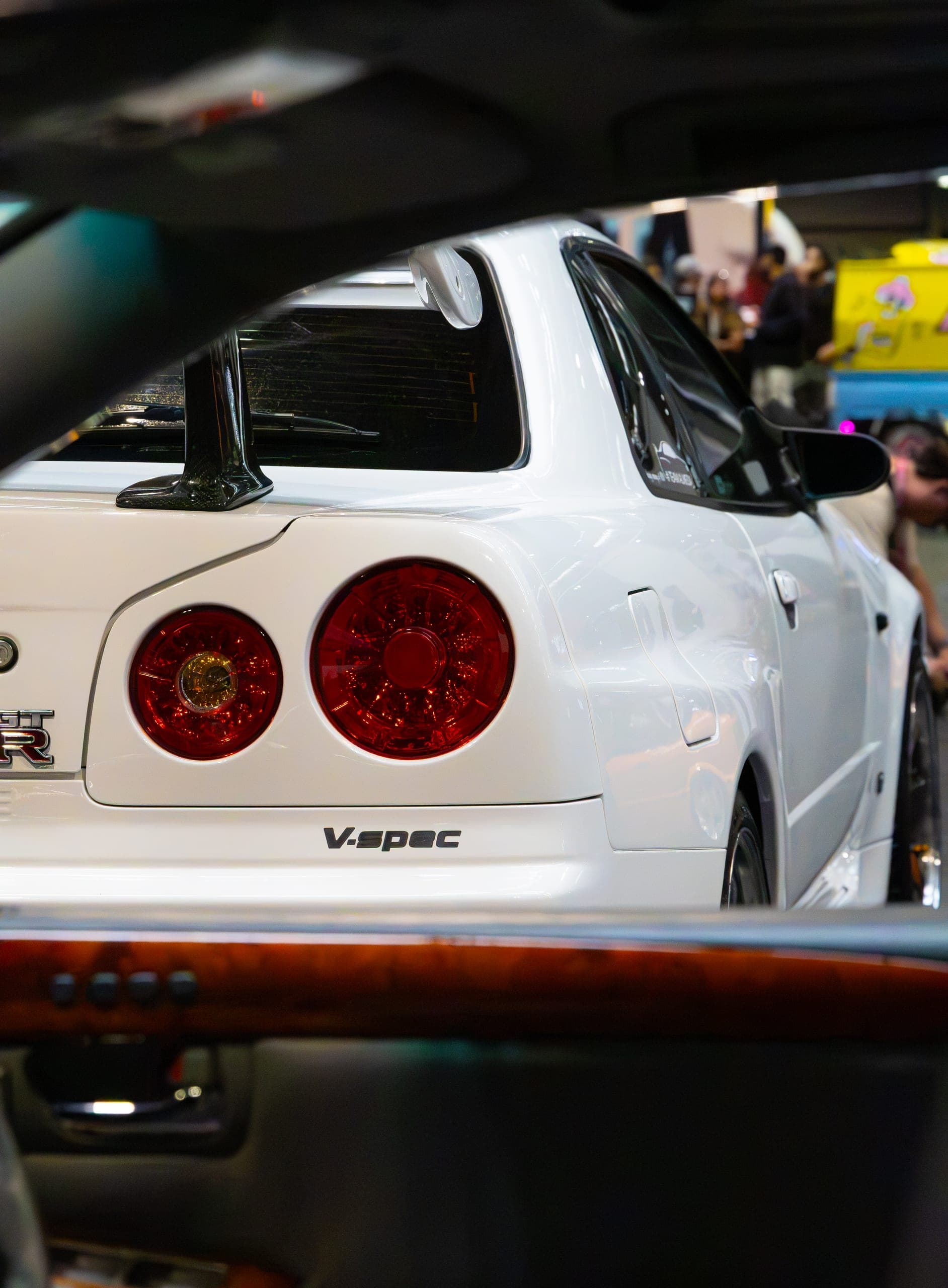 The four round tail lights of a Japanese coupe, Gravity 2026